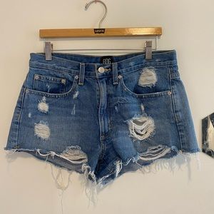 BDG Mid rise denim shorts